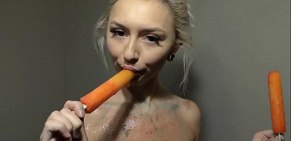  Chloe Temple sucking huge popsicles